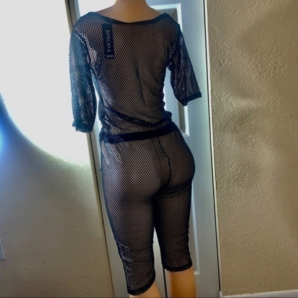 Capri romper coverup - Picture 3 of 10